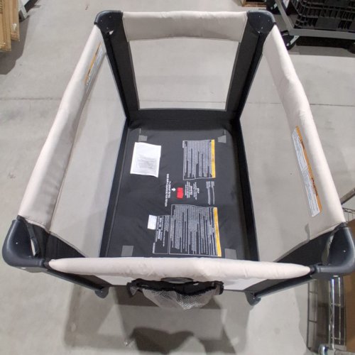 GRACO PACK 'N PLAY PORTABLE PLAYARD WITH CARRYING BAG - 40" X 28" X 30" - OAKLEY FASHION / BLACK/ GREY (MODEL: 2084226) image 2