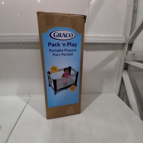 GRACO PACK 'N PLAY PORTABLE PLAYARD WITH CARRYING BAG - 40" X 28" X 30" - OAKLEY FASHION / BLACK/ GREY (MODEL: 2084226) image 4