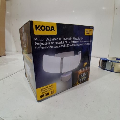 KODA MOTION-ACTIVATED LED SECURITY FLOOD LIGHT - 4800LM 5000K- WHITE (MODEL: 1938035/LM030878) image 2