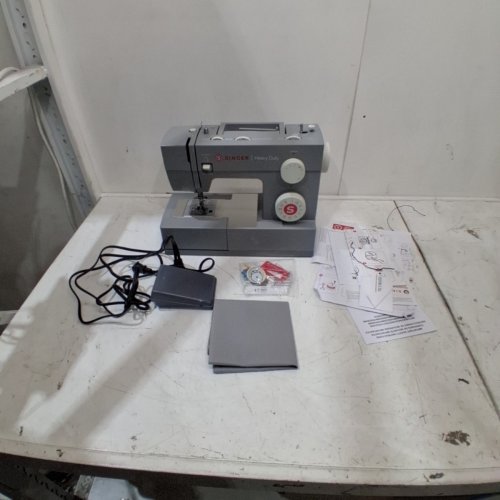SINGER 4423 HEAVY DUTY SEWING MACHINE (MODEL: 4423) image 3