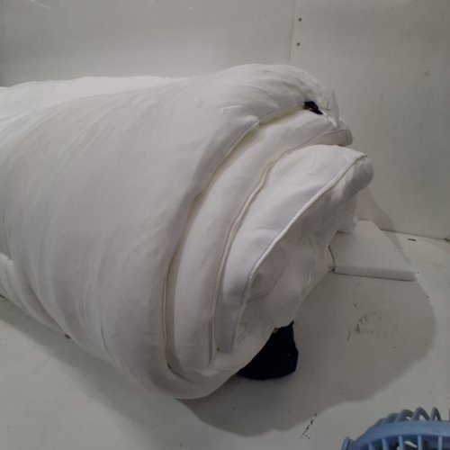 MELLOW MARSHMELLOW COMFORTER EXTRA FLUFFY DOUBLE-STUFFED DOWN ALTERNATIVE DUVET INSERT - KING - WHITE image 3