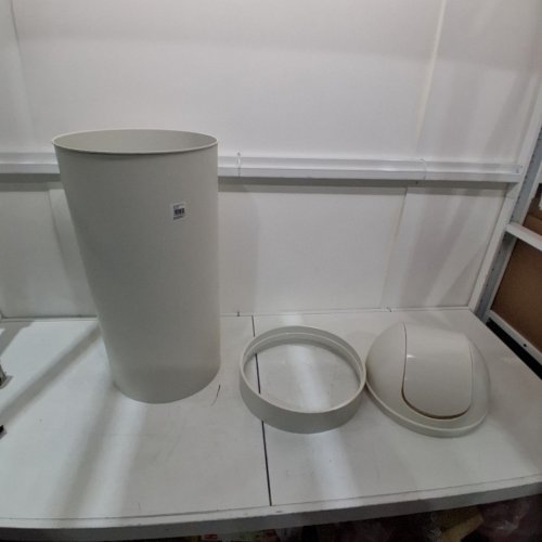 UMBRA VENTI SWING TOP KITCHEN TRASH CAN - LARGE 35" - 16.5 GAL/62 L - SAND image 3