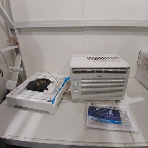 MIDEA MECHANICAL WINDOW AIR CONDITIONER - 5000BTU, UP TO 150SQ.FT. - WHITE (MODEL: MWMW050CM1A) image 3