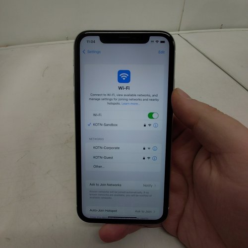 APPLE IPHONE XR UNLOCKED 64GB - WHITE image 4