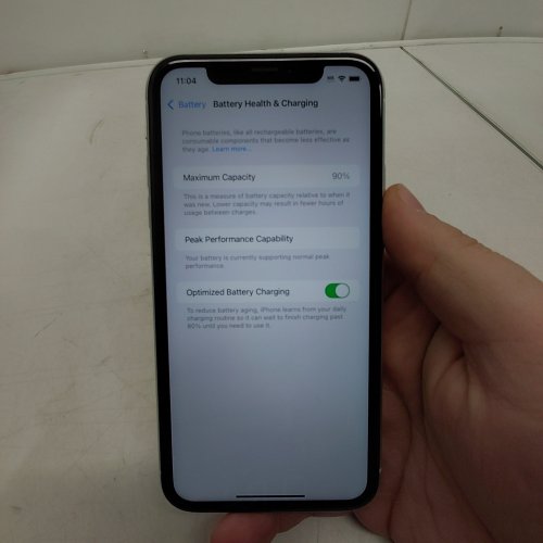 APPLE IPHONE XR UNLOCKED 64GB - WHITE image 5