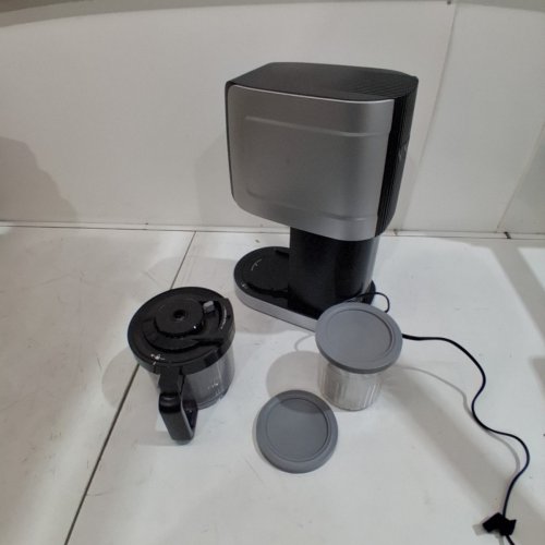 NINJA CREAMI DELUXE 11-IN-1 DIGITAL FROZEN TREAT MAKER - MAKES 24OZ PINTS - SILVER (MODEL: NC501C) image 5