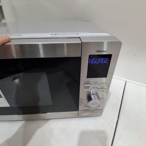PANASONIC THE GENIUS MICROWAVE OVEN WITH INVERTER TECHNOLOGY - 0.9 CU.FT - 1000W - STAINLESS STEEL (MODEL: NN-SD47QS) image 2