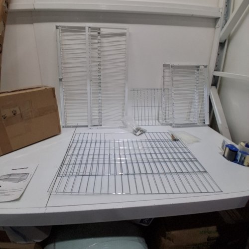 METAL BIRD TRAP WITH ONE-WAY ACCESS ENTRANCES - 16" X 12" X 10" - WHITE image 2