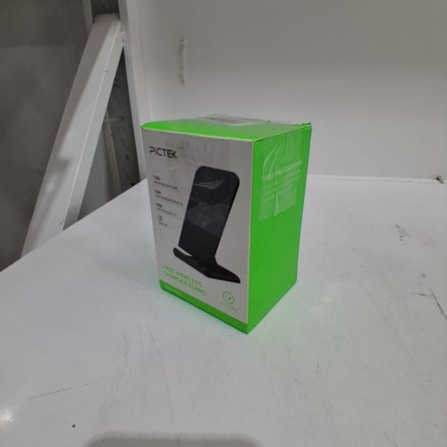 PICTEK FAST WIRELESS CHARGER STAND COMPATIBLE WITH APPLE - 7.5W / 10W / 15W - BLACK (MODEL: PA082B) image 4