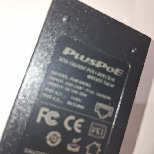 PLUSPOE GIGABIT INJECTOR ADAPTER - 30W - BLACK image 3