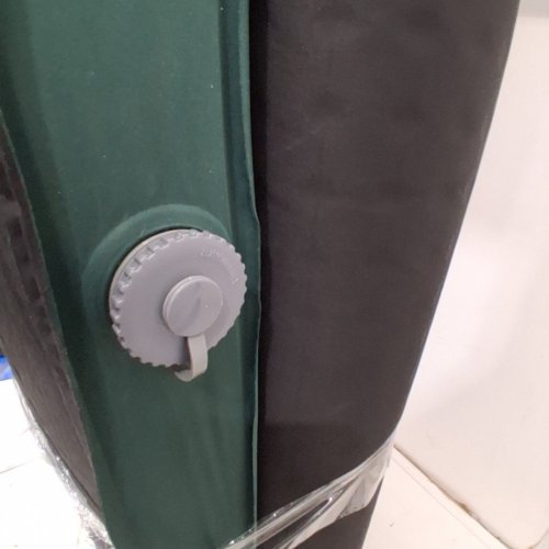 OUTDOORSMAN SELF INFLATING SLEEPING PAD - 82" - GREEN/BLACK (MODEL:4126487) image 4