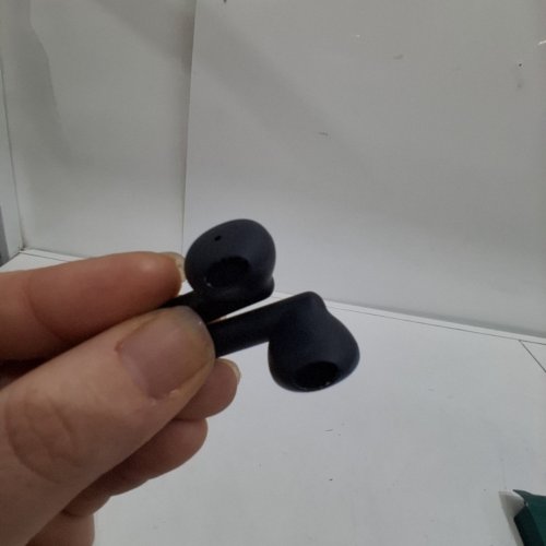 ONN. NOISE CANCELLING WIRELESS EARPHONES - BLACK (MODEL: 2520C) image 4