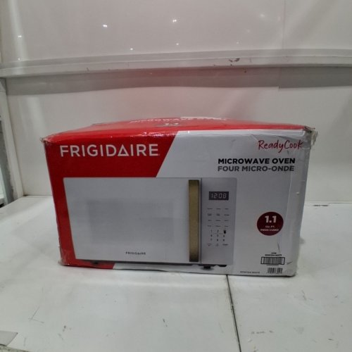 FRIGIDAIRE COUNTERTOP MICROWAVE OVEN - 1.1 CU. FT 900W- WHITE - (MODEL: EMW1154) image 10