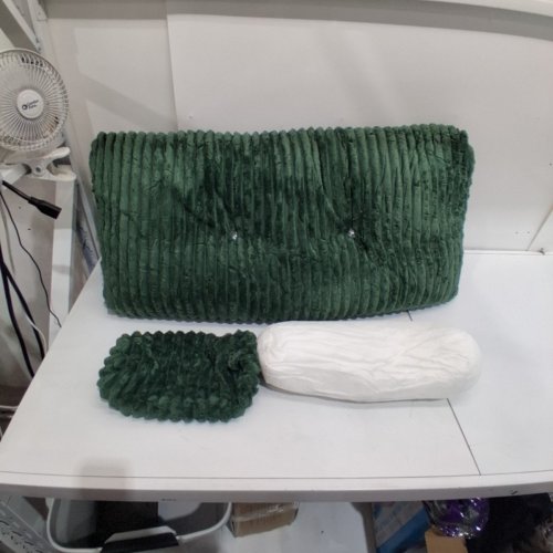 WEDGE HEADBOARD PILLOW WITH SIDE POCKETS AND HEADREST PILLOW - 50" X 20" - GREEN image 3