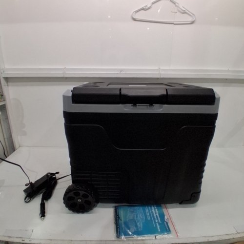 EUHOMY PORTABLE CAR FRIDGE FREEZER WITH INDEPENDENT TEMPERATURE CONTROL AND LED DIGITAL DISPLAY - 50L - 12/24V DC - BLACK/GREY - (MODEL:CF003-50BL-CAEH) image 4
