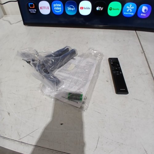 SAMSUNG CRYSTAL UHD U8000H 4K VISION AI SMART TV TELEVISION - 50" - BLACK (MODEL: UN50U8000HF) image 5