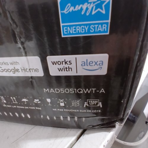 MIDEA CUBE 50 PINT SMART WIFI DEHUMIDIFIER - 4,500 SQ. FT - WHITE (MODEL: MAD50S1QWT-A) image 2