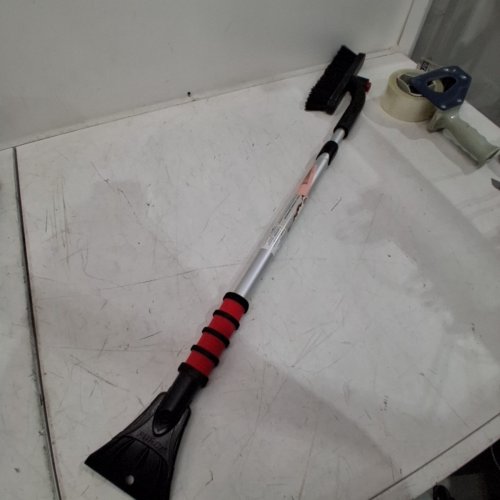 MALLORY EXTENDING SNOW BROOM WITH SWIVEL HEAD - 52" - RED image 2