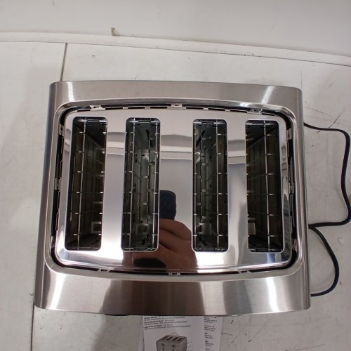 BLACK + DECKER 4-SLICE EXTRA WIDE TOASTER - STAINLESS STEEL - (TR4900SSD) image 4