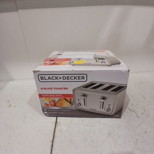 BLACK + DECKER 4-SLICE EXTRA WIDE TOASTER - STAINLESS STEEL - (TR4900SSD) image 7