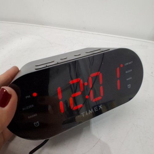 TIMEX DIGITAL DUAL ALARM CLOCK WITH AM/FM RADIO AND BATTERY BACKUP - BLACK (MODEL: T232B) image 2