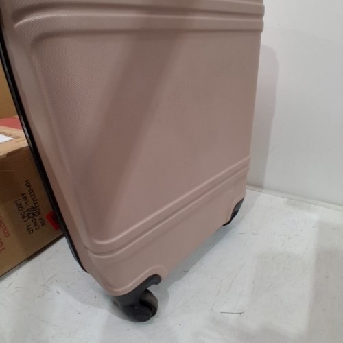TRAVELERS CLUB HARPER LUGGAGE CARRY-ON - 22" - PINK/FILMY (MODEL: TCL-90420-670) image 3