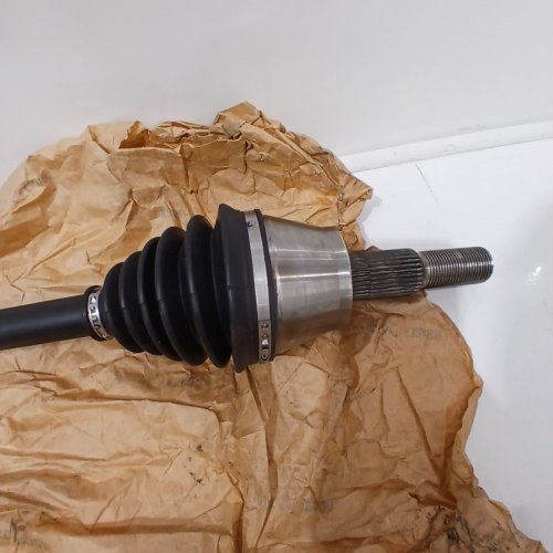 GM GENUINE PARTS REAR WHEEL DRIVE UNIVERSAL JOINT SHAFT - (MODEL: 25941372) image 3