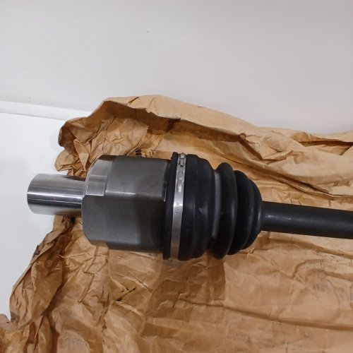 GM GENUINE PARTS REAR WHEEL DRIVE UNIVERSAL JOINT SHAFT - (MODEL: 25941372) image 4