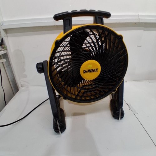 DEWALT FLOOR FAN, 360° ADJUSTABLE TILTING AIRFLOW FAN, 3-SPEED 4000 CFM MAX - YELLOW BLACK (MODEL:DXF1616/ 9631000) image 3