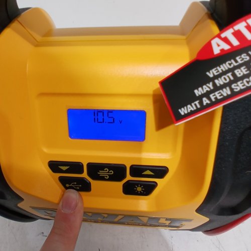 DEWALT JUMP STARTER WITH AIR COMPRESSOR - 2000A, 120 PSI, 60W, 15W - YELLOW AND BLACK (ITEM: 1680353) image 3