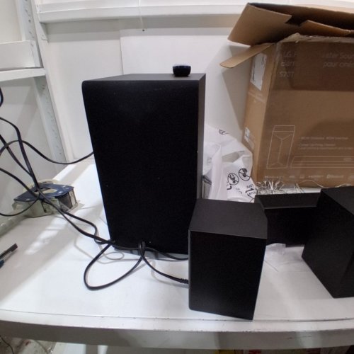 4PC LG WIRELESS SOUNDBAR WITH DOLBY ATMOS AND REAR SURROUND SPEAKERS - 5.1.1 CH (MODEL: S70TR) image 8