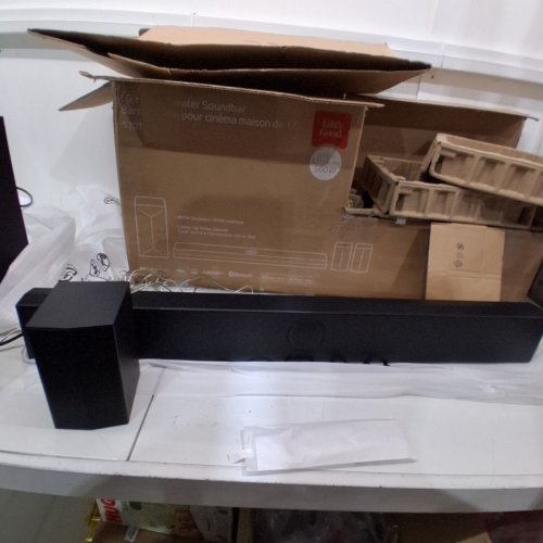 4PC LG WIRELESS SOUNDBAR WITH DOLBY ATMOS AND REAR SURROUND SPEAKERS - 5.1.1 CH (MODEL: S70TR) image 9