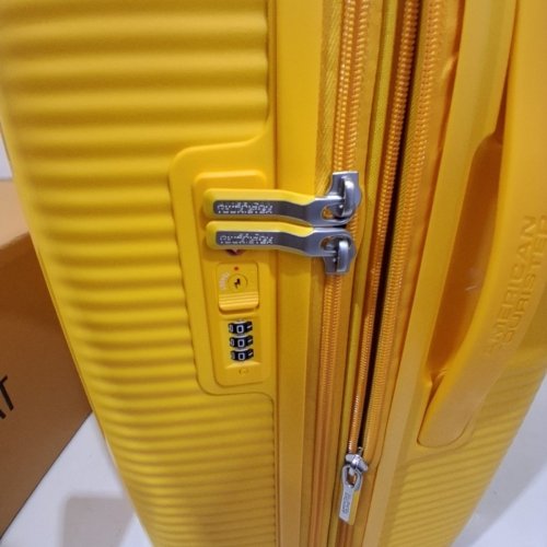AMERICAN TOURISTER CURIO SPINNER CARRY ON LUGGAGE/SUITCASE WITH TSA LOCKS - 26.3" X 18.4" X 10.8" - GOLDEN YELLOW - (MODEL:143103-1371) image 4