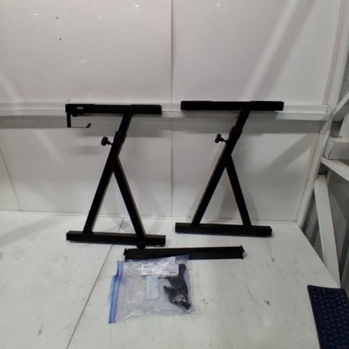 PYLE HEAVY DUTY HEIGHT ADJUSTABLE REINFORCED Z KEYBOARD STAND - 54-88 KEY ELECTRIC - BLACK (MODEL: PKST38.5) image 2