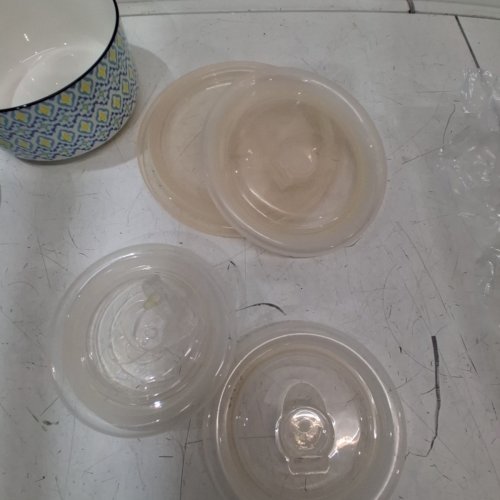 8PC SIGNATURE HOUSEWARES STORAGE BOWLS WITH LIDS- ASSORTED SIZES image 3