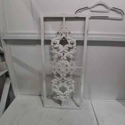 SINTOSIN VINTAGE DISTRESSED INDOOR/OUTDOOR WROUGHT IRON HANGING WALL DECORATION - 16" X 36" - WHITE - (MODEL: 26WW21002) image 2