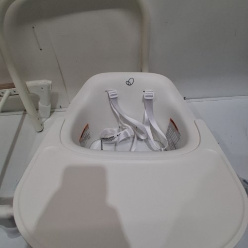 EVENFLO RIGHTSEAT MULTISTAGE HIGH CHAIR - 25" X 18.6" X 31.9" - WHITE (MODEL: HC100122518) image 3
