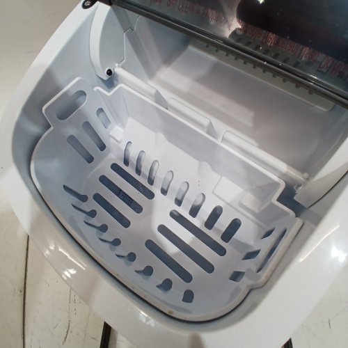 EUHOMY COUNTERTOP ICE MAKER MACHINE WITH HANDLE, BASKET AND SCOOP - MAKES 26LB/DAY - BLACK (MODEL: IM001-BBL-CAEH) image 4