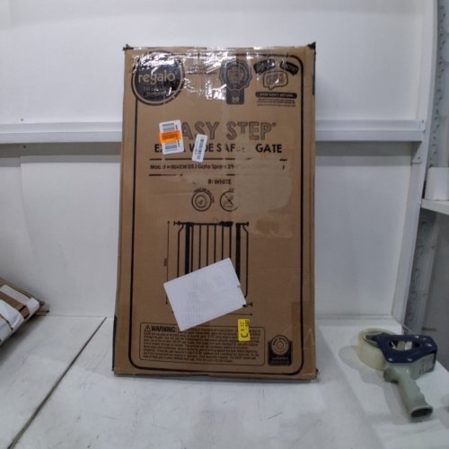 REGALO EASY STEP EXTRA WIDE BABY GATE - 30" X 29"-49" - WHITE (MODEL: 1164 EW DS) image 3