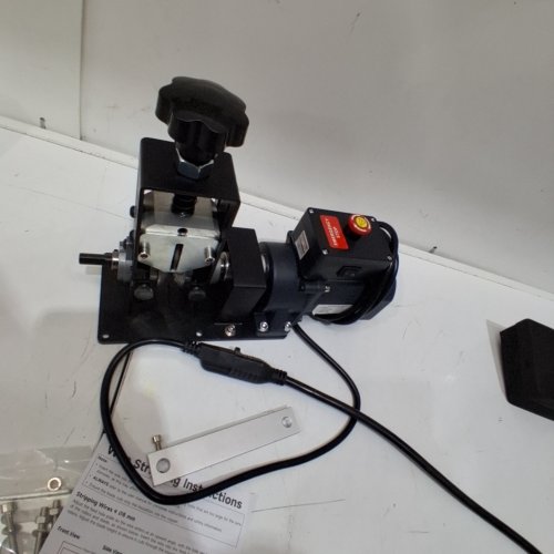 CREWORKS ELECTRIC WIRE STRIPPING MACHINE - 0.06"-0.9" - 40W - BLACK (MODEL: N020) image 2