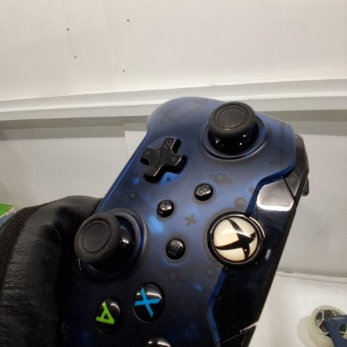 PDP WIRED CONTROLLER FOR XBOX ONE, MIDNIGHT BLUE image 6