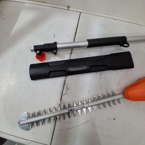 GARCARE CORDED POLE HEDGE TRIMMER 4.8A, 2.5M EXTENSION POLE SAW, 18" LASER CUT TRIMMER BLADE - (MODEL: GPHT07) image 3