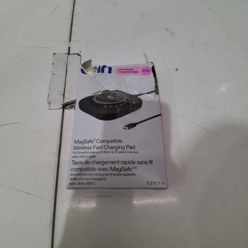 ONN WIRELESS FAST CHARGING PAD FOR SMARTPHONES - 25W (MODEL: 51019123) image 5