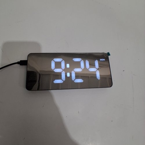LED DIGITAL ALARM CLOCK - BLACK/MIRROR image 2