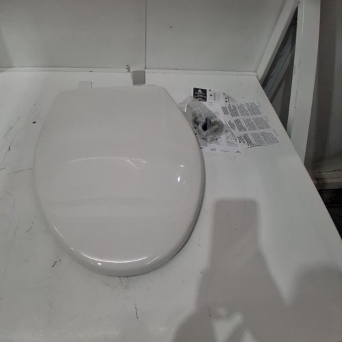 BEMIS SLOW CLOSE EASY CLEAN TOILET SEAT - ELONGATED 18.5" - WHITE (MODEL: 7300SLEC-000) image 2