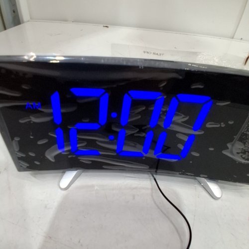 LED PROJECTION ALARM CLOCK - 3 BRIGHTNESS LEVELS, USB CHARGER - 5" image 2
