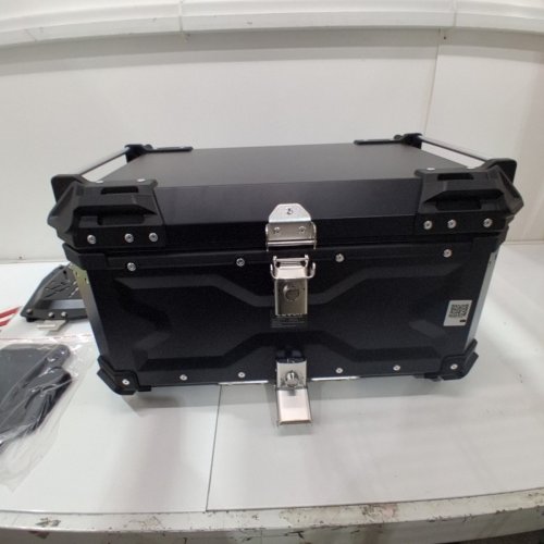 UNIVERSAL ALUMINUM ALLOY MOTORBIKE/MOTORCYCLE TAIL BOX TOP CASE WITH LEATHER LINING - 65L - BLACK - (MODEL: 65L-B) image 4