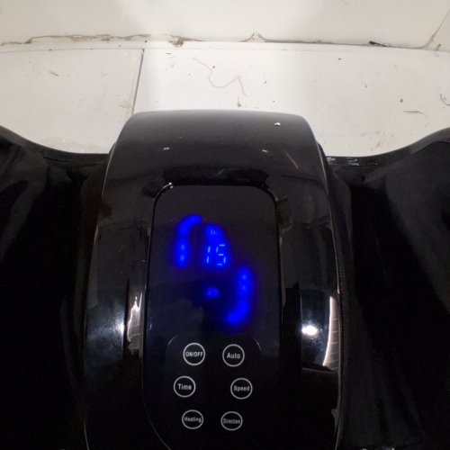 LIFEPRO SHIATSU MASSAGER WITH REMOTE - BLACK (MODEL: CA-LP-RLXTX-BLK) image 2