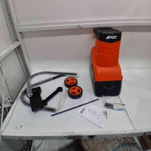 AIVOLT WOOD CHIPPER SHREDDER ELECTRIC LEAF MULCHER SHREDDER WITH COLLECTION BAG FOR MULCHING, COMPOSTING AND YARD CLEANUP - 1800W - 15AMP - ORANGE/BLACK (MODEL: WCS-15A) image 2