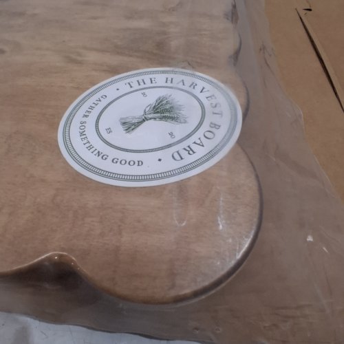 THE HARVEST BOARD EDITON TWO FOOT SCALLOP CUTTING BOARD 24" X 17" - BROWN image 3